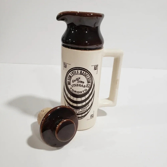 Ye Old  Canadian Crock Pints Abernakis Mini Pitchers with Cork Stoppers. - Picture 5 of 7